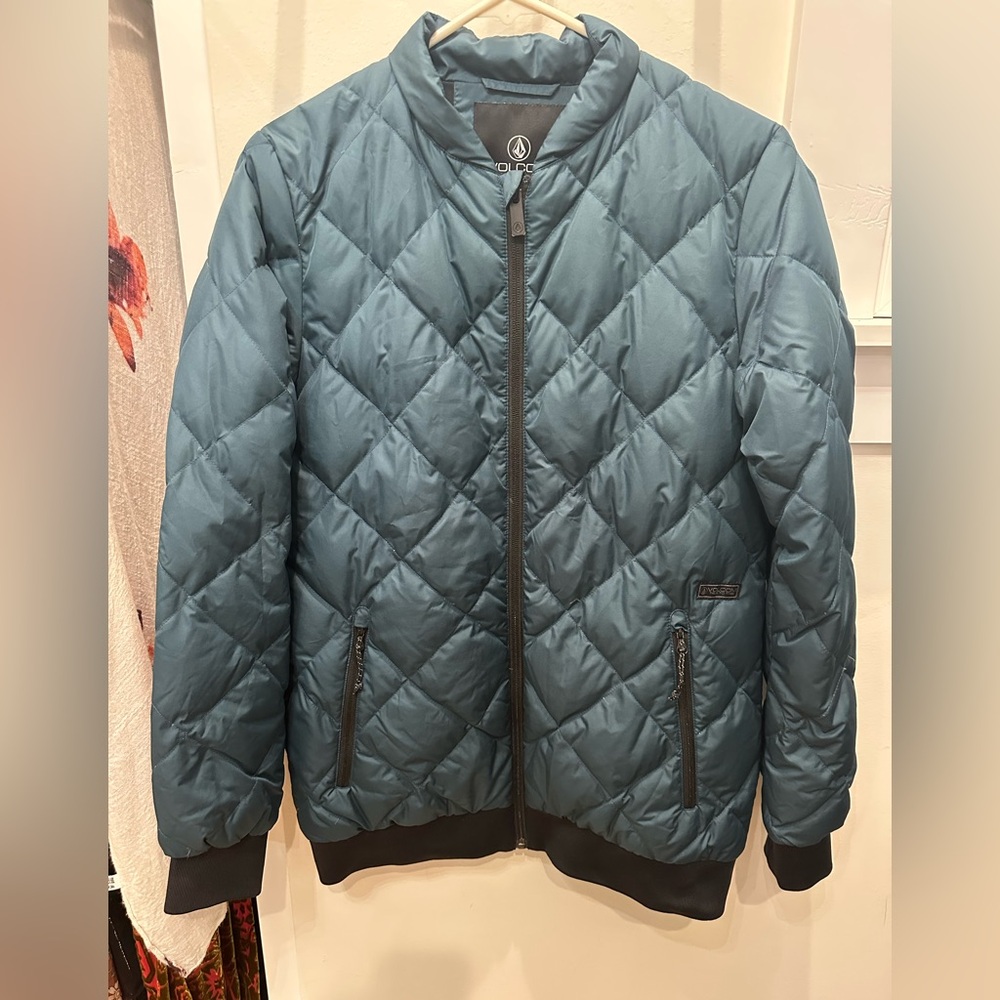 Volcom Casco Down Puffer Jacket Euc Small - image 1